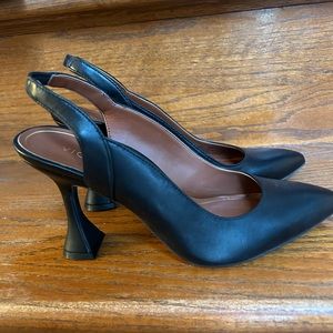 VIONIC Adalena Pump Black Leather Shoes Heels Slingback Pump Size 8.5